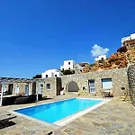 Atlantis Aparthotel 4*