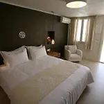 Atlantis 4*