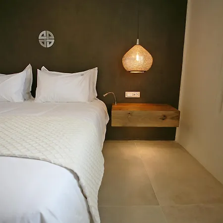 Atlantis Aparthotel 4*