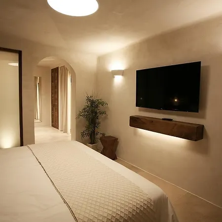 Atlantis Aparthotel 4*