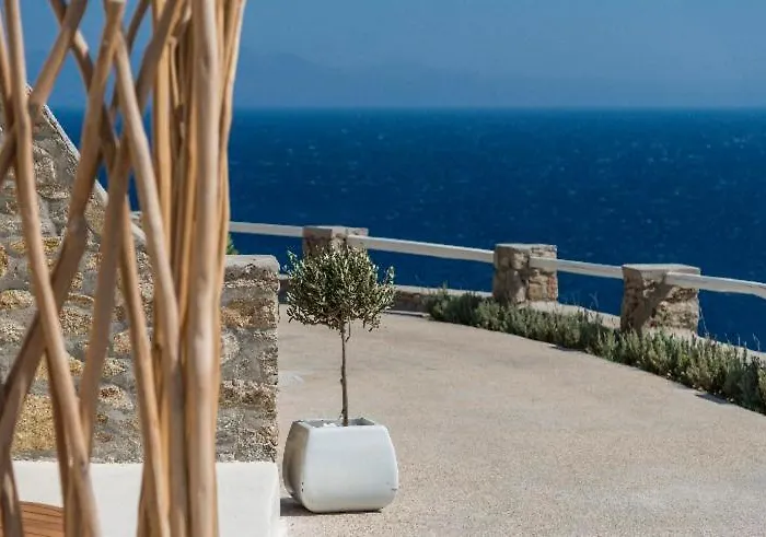 Atlantis Super Paradise Beach (Mykonos)