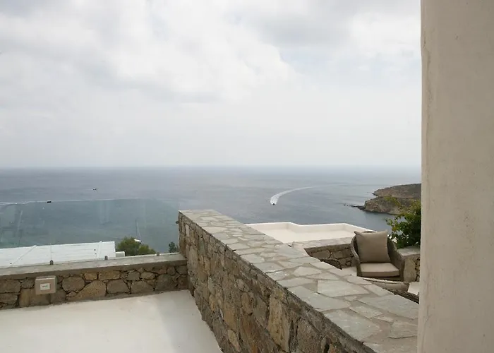 Atlantis מלון דירות