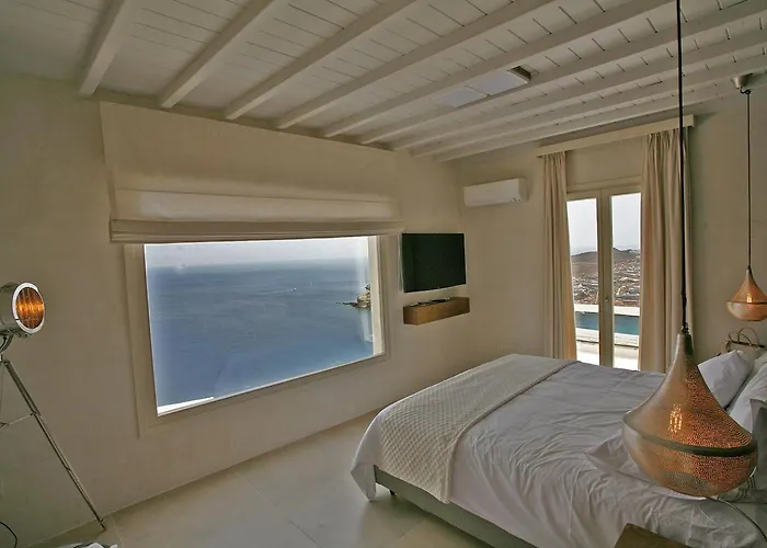 Atlantis 4* סופר פרדייז ביץ'