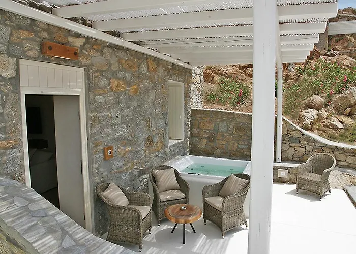 מלון דירות Atlantis 4*