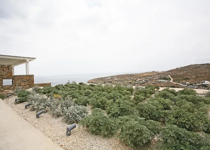 Atlantis 4* סופר פרדייז ביץ'