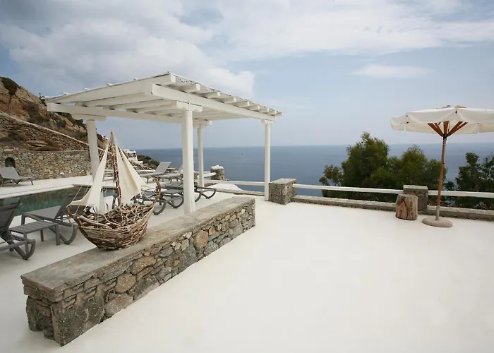 Atlantis מלון דירות